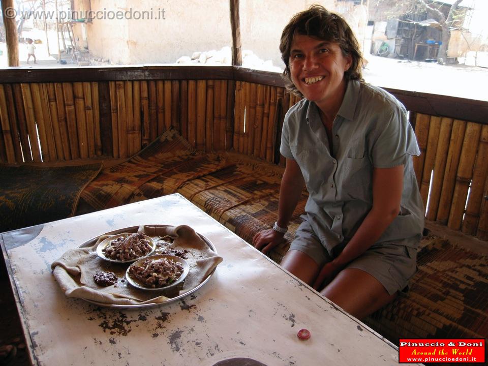 Ethiopia - 391 - Ethiopian Lunch.jpg